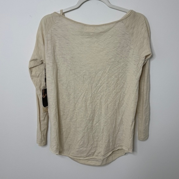 NEW Nation LTD 100% Pima Cotton Long Sleeve Top Size Medium Pearl Ivory Harlow - Picture 6 of 8